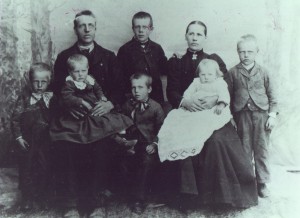 Sundheim Family - 1896 -Nils, Erick, Anne, Jul, Iver, Ingeborg, Nels, Christine