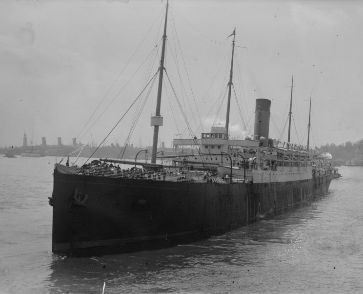 S/S Cymric in New Your harbour